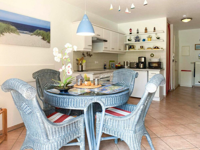 Dining, Achtern Diek 12c - Apartment 3, Vorpommern-Rügen