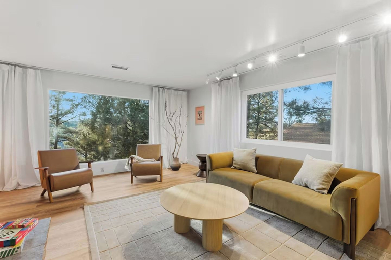 Living area 4, Armando 2, Coconino