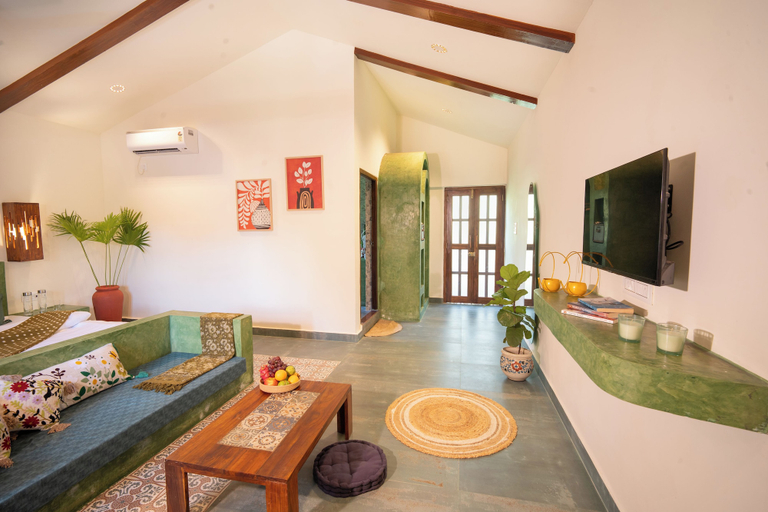 Room 2, De Red Earth, North Goa