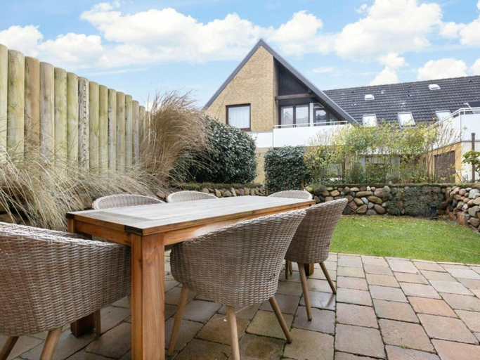 Outdoor dining 2, Holiday Home Watt'n Gluck - New!, Nordfriesland