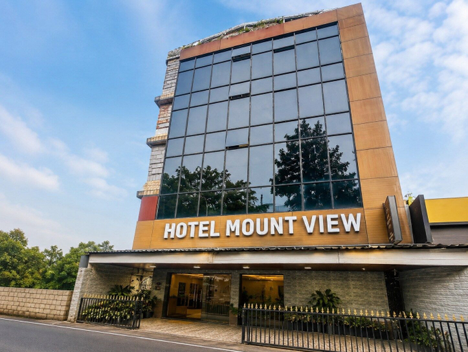 Exterior 4, Collection O Siliguri Junction, Darjiling