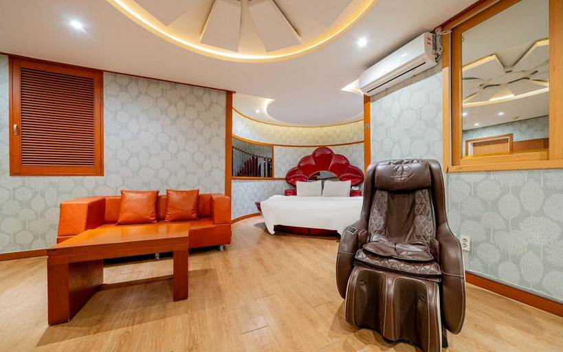 Others 5, Pocheon Palace, Pocheon