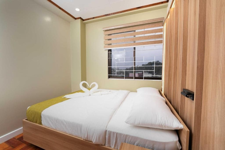 Room 4, HIGHLAND NEST, Baguio City