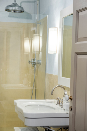 Bathroom 5, Villa Cassia di Baccano, Arezzo