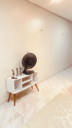 Interior 3, Flat sala e quarto, Viçosa do Ceará