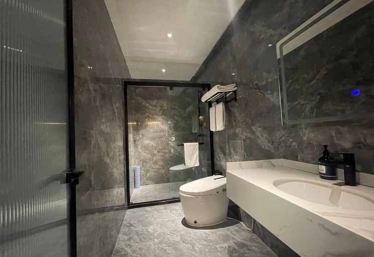Bathroom 3, Starway Changchun Silicon Valley Street Zhongshang World Hotel, Changchun