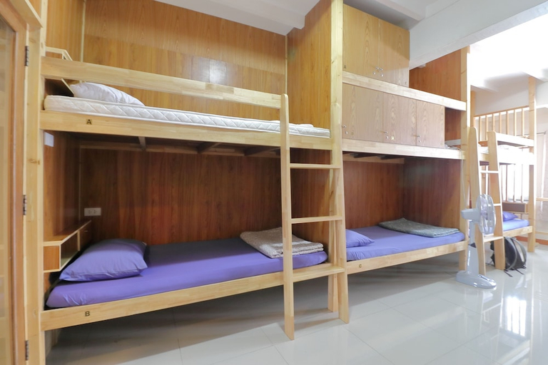 Bedroom 3, Saen Sabai Hostel, Bang Phli