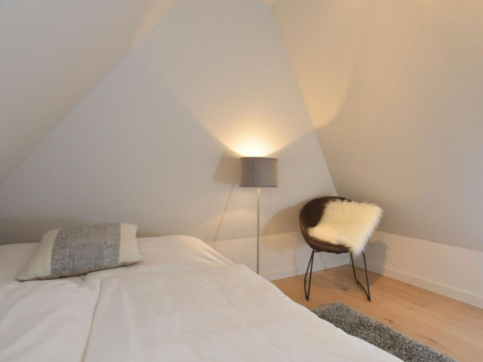 Room, Witthus 15 - Stylish Living Under a Thatched Roof, Nordfriesland