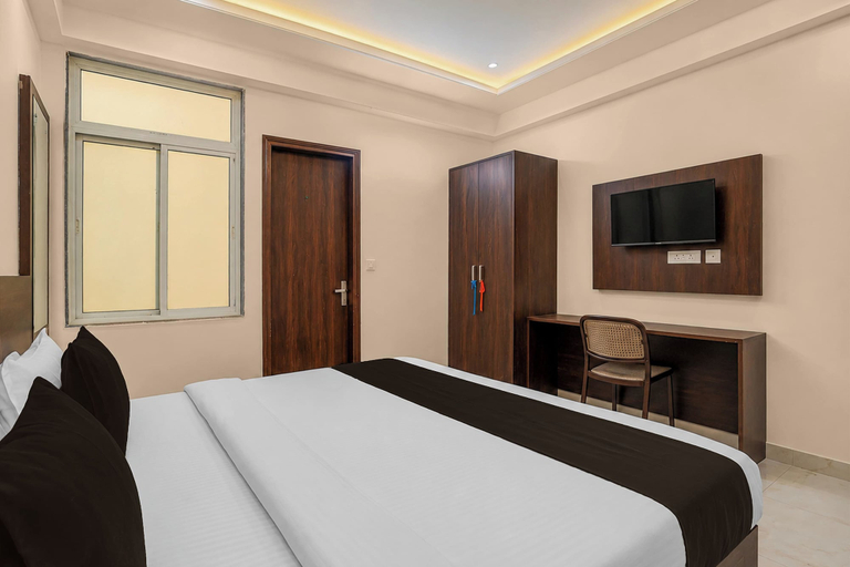 Room 5, Townhouse NRI Road Jaipur, Jaipur