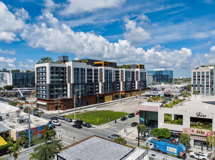 Interior 4, Walk to Wynwood Walls 1BR + Den 2 Baths, Miami-Dade