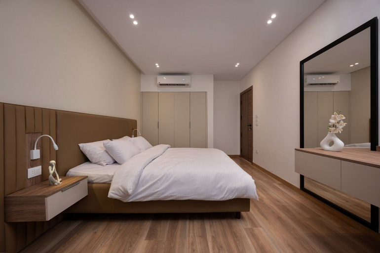 Room 4, Amazing Deal at Elevens by Spacey #30, Al-Ma'adi