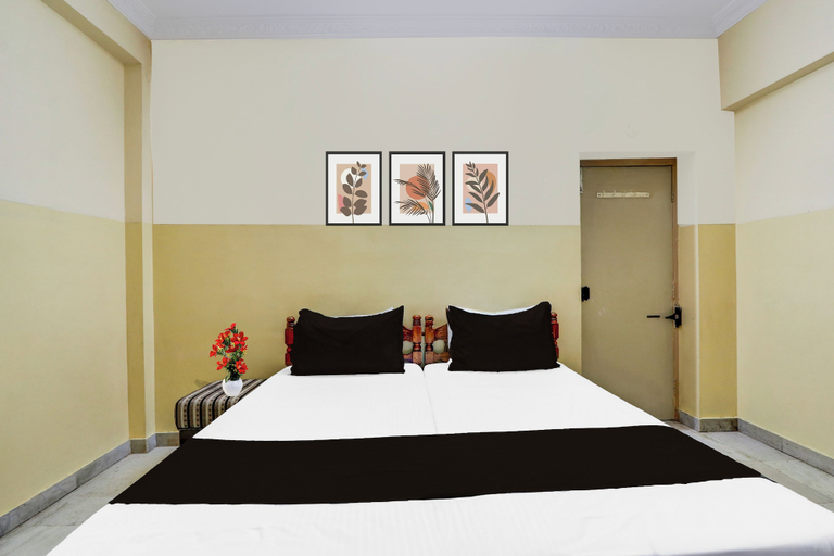Room 2, Super OYO Hotel O Proddatur Crossway, Y.S.R.