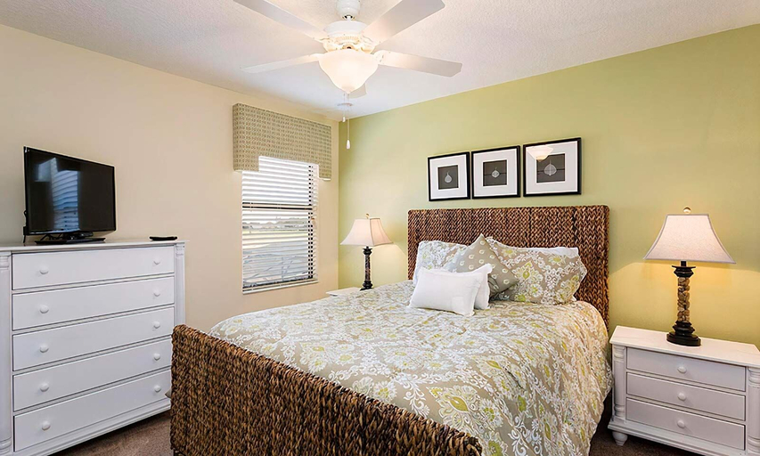 Room 3, 6BR Championsgate Villa Pool, Spa & Game Room, Osceola