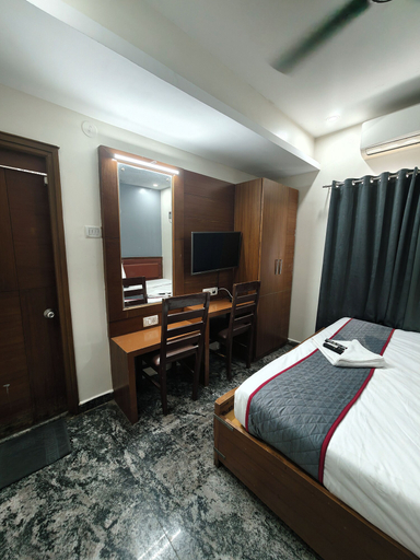 Room 3, GSILVER HOTELS PERUMBAKKAM, Kancheepuram