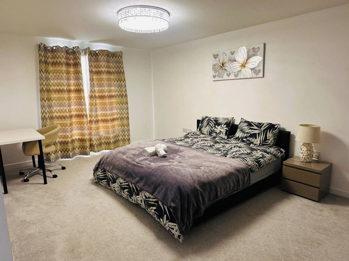 Room 4, 5bedhouse Near Edinburghairport, West Lothian
