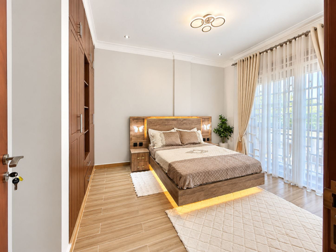 Room 4, Advanced Homes, Kampala