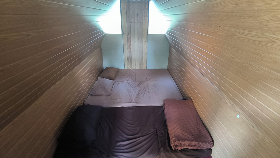 Room 3, Merbabu Park, Semarang
