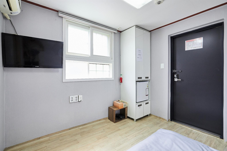 Bedroom 3, Jangchung JC INN, Jung