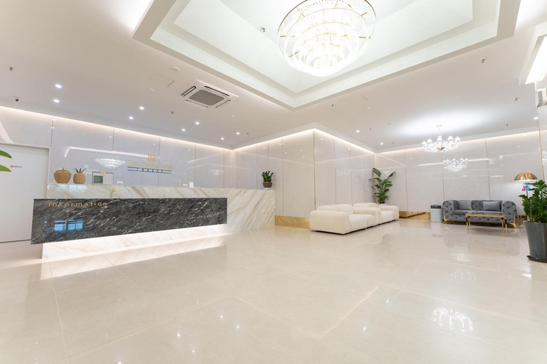 Public Area 2, Denbasta Forest Hotel, Buk