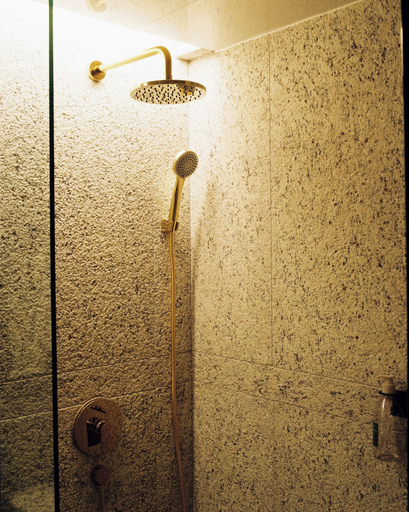 Bathroom 4, The Magpie Hotel, Jongno