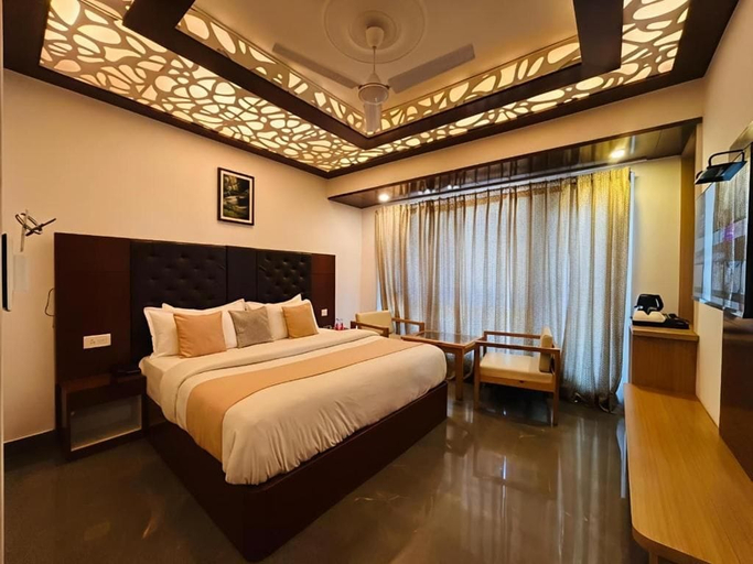 Bedroom 1, Hotel Dwaper by Aventra Retreat, Dehradun