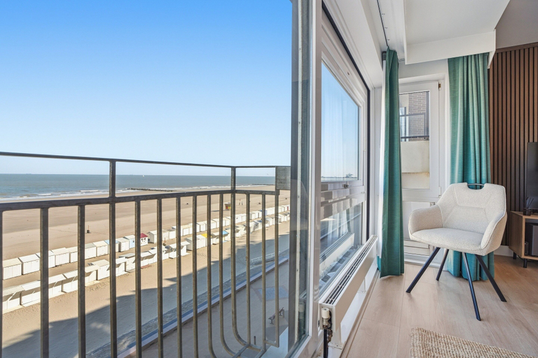 Balcony, Cozy Sea-view Holiday Home, West-Vlaanderen