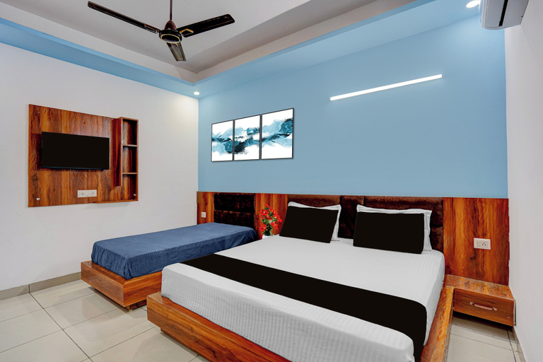 Room 2, Hotel O Panchayanpur Haridwar Formerly, Hardwar