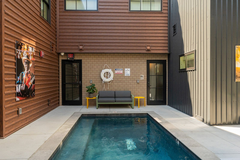 Pool 5, The Miss Lou, Orleans