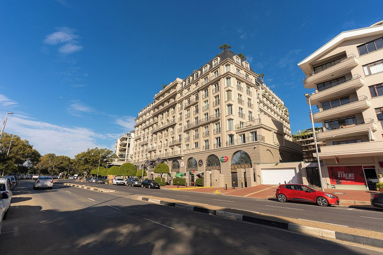 Exterior 4, Cape Royale 1BR Apt with Parking & Pool, City of Cape Town