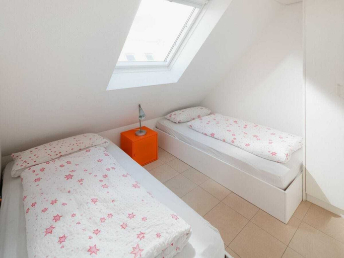 Room 5, Holiday Apartment in Juist With Swimming Pool, Aurich