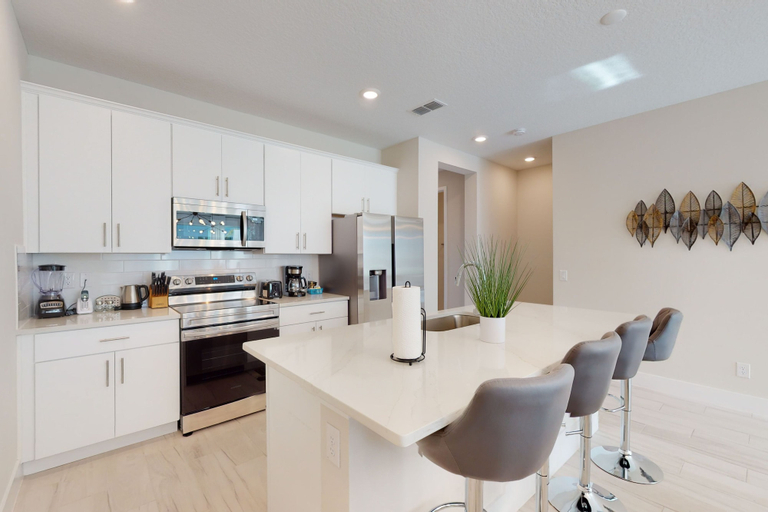 Private kitchen 2, Voguish Townhouse With Games Room at Encore, Osceola