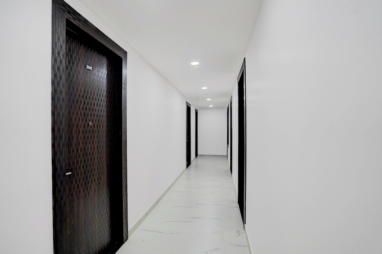 Interior 2, Townhouse Vishwavidyalaya Metro Station, Kanpur Nagar
