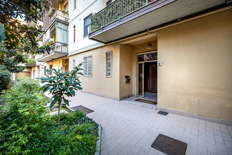 Exterior 4, Pasquini, Florence