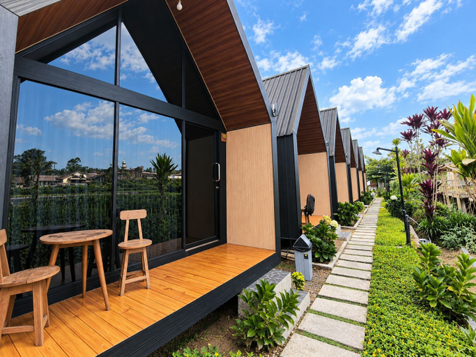 Outdoor dining 2, Andong Valley, Magelang