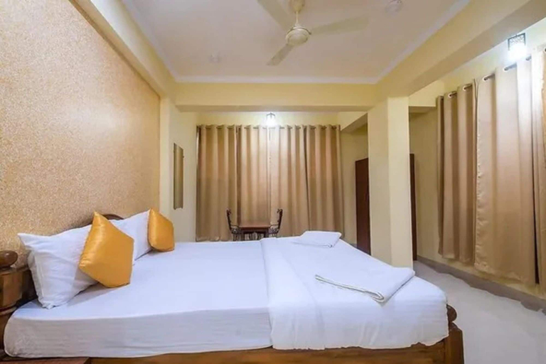 Room 3, FabHotel Baga Grande, North Goa