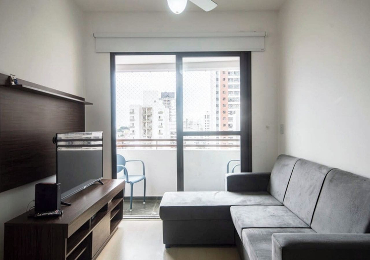 Living area 3, First by Bhomy, São Paulo