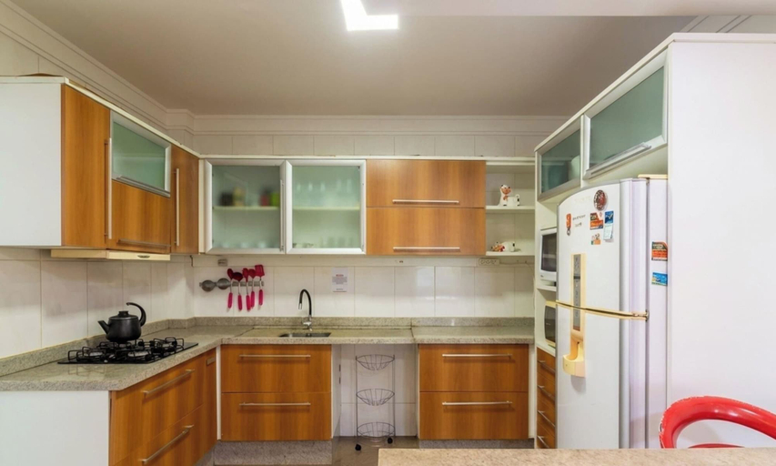 Private kitchen 5, Apt w/ Suite 30 m From the sea in Itapema Cae0103, Itapema