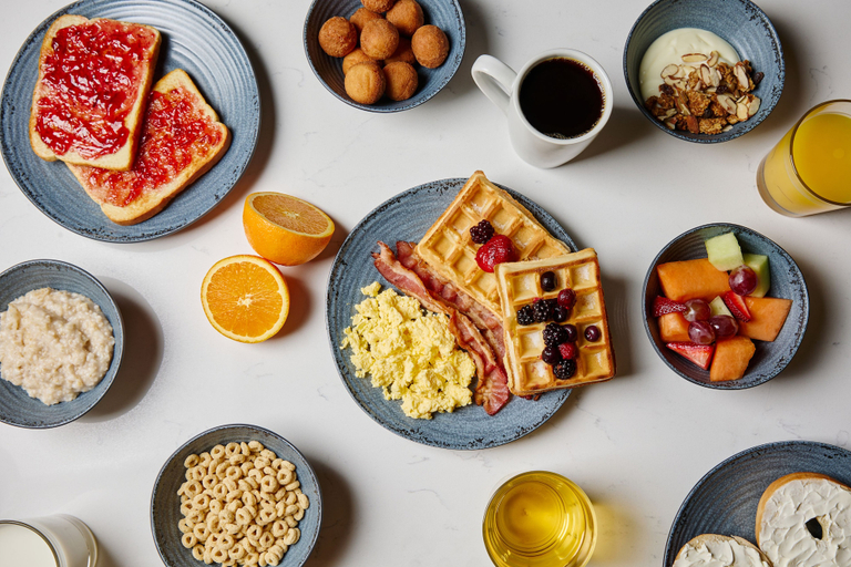 Breakfast meal, Hyatt Place JFK Airport, New York