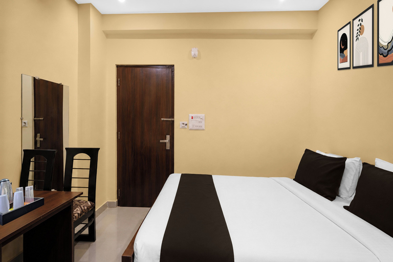 Room 4, Townhouse GT Road Dadri, Gautam Buddha Nagar