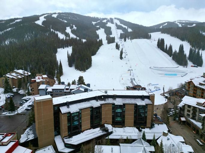 Snow and ski sports 5, MP326 Mountain Plaza 2 Bedroom 3 Bath 2 Condo, Summit