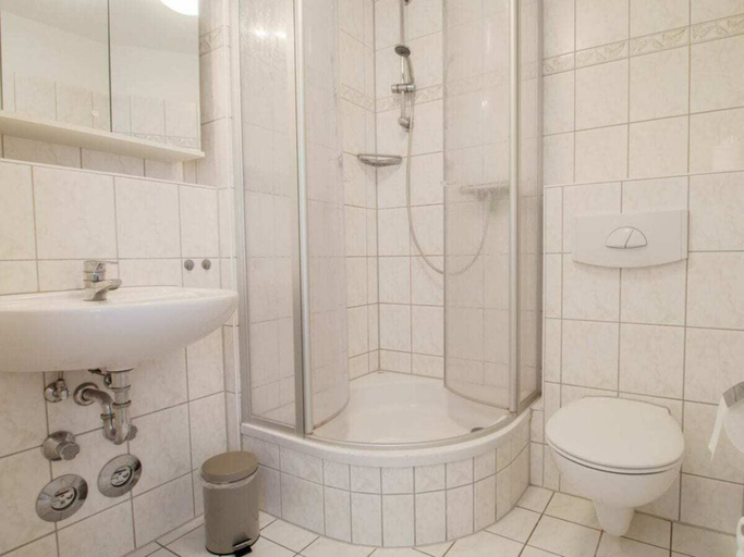 Bathroom 5, Residence Am Strand 6-82, Vorpommern-Rügen