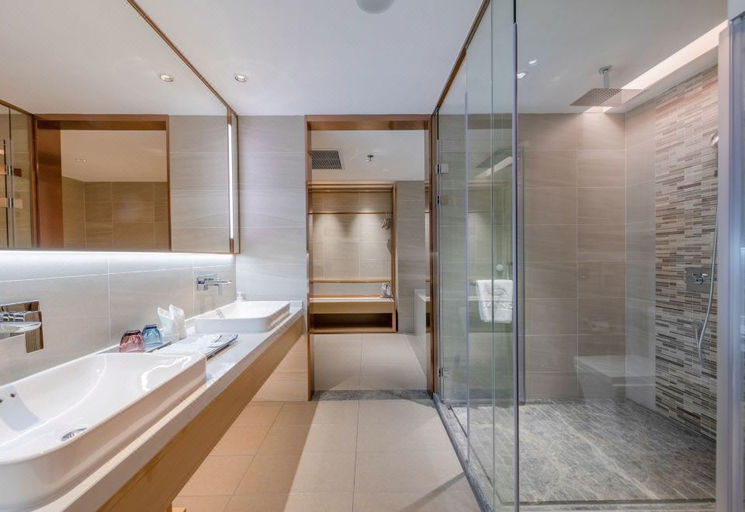 Bathroom, Lavande Hotels Shenzhen Guangming Science City Changzhen Branch, Shenzhen