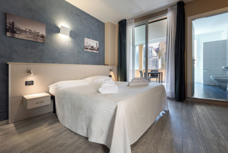 Bedroom 4, Hotel Posta, Imperia