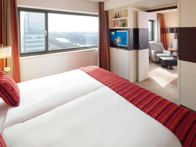 Bedroom 3, Mövenpick Hotel Amsterdam City Centre, Amsterdam