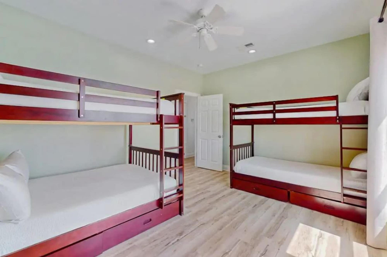 Bedroom 4, Beach Estate, Baldwin