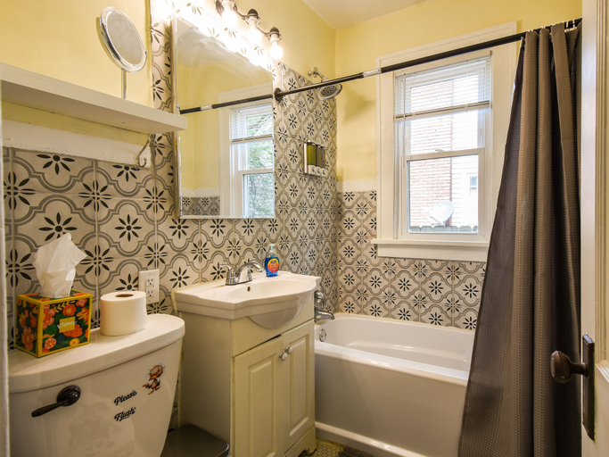 Bathroom 4, Brick Fireplace Central Omaha Family Haven 3 Bedroom Home, Douglas
