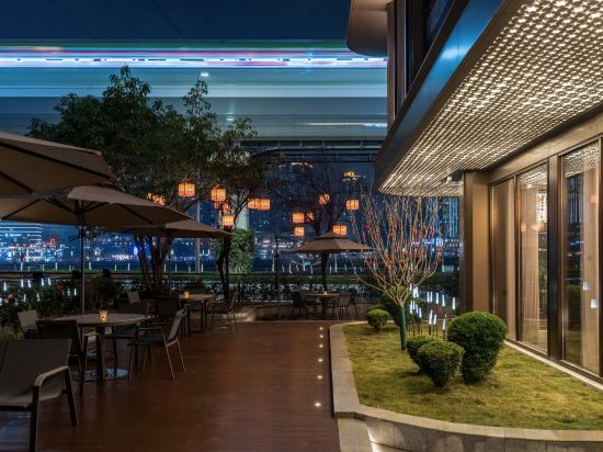 Hotel Exterior 3, Crystal Hotel Chongqing People's Auditorium Jialing River Binjiang Road, Chongqing