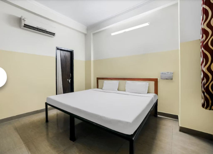 Room 2, Hotel S-9, Jaipur