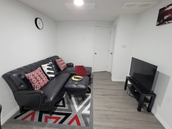 Living room 3, Beautiful Tranquil 1bedroom Basement Suite, Division No. 11