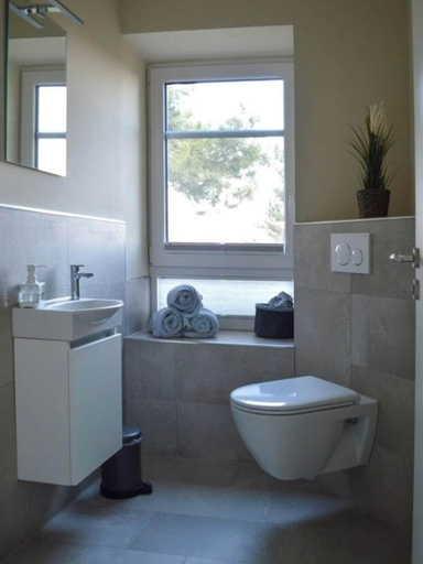 Bathroom 3, Dream Crown Sky Blue, Friesland